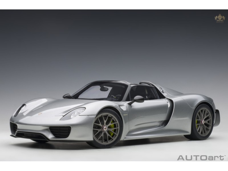 Porsche 918 Spyder 2013 1:12 (GT Silver Metallic) - AUTOart