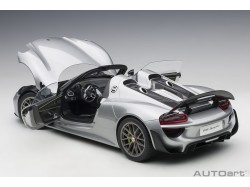 Porsche 918 Spyder 2013 1:12 (GT Silver Metallic) - AUTOart