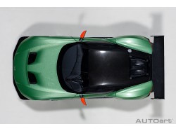 Aston Martin Vulcan 2015 1:18 zelená - AUTOart