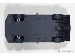 Aston Martin Vulcan 2015 1:18 zelená - AUTOart