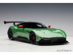 Aston Martin Vulcan 2015 1:18 zelená - AUTOart