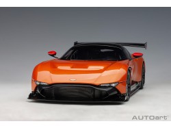 Aston Martin Vulcan 2015 1:18 oranžová - AUTOart