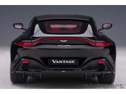 Aston Martin Vantage 2019 1:18 černá - Auto Art