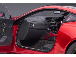Aston Martin Vantage 2019 1:18 červená - AUTOart