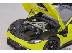 Aston Martin Vantage 2019 1:18 (Lime Essence) - AUTOart