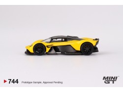 Mini GT -  ASTON MARTIN VALKYRIE  2023 - žlutá -1:64