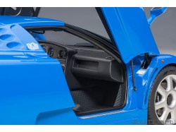 Bugatti EB 110 SS 1992 1:18 (French Racing Blue) - AUTOart