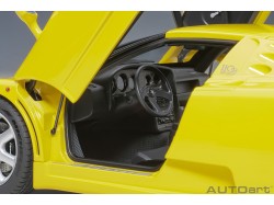 Bugatti EB 110 SS 1992 1:18 (Giallo Bugatti) - AUTOart