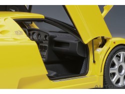 Bugatti EB 110 SS 1992 1:18 (Giallo Bugatti) - AUTOart