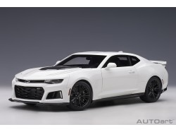 Chevrolet Camaro ZL1 2017 1:18 bílá - AUTOart