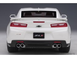 Chevrolet Camaro ZL1 2017 1:18 bílá - AUTOart