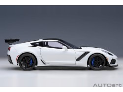 Chevrolet Corvette C7 ZR1 2019 1:18 (Arctic White) - AUTOart