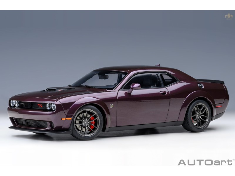 Dodge Challenger R/T SCAT PACK SHAKER WIDEBODY 2022 1:18 (Hellraisin) - AUTOart