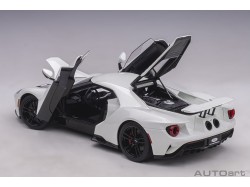 Ford GT 2017 1:18 (Frozen White) - AUTOart