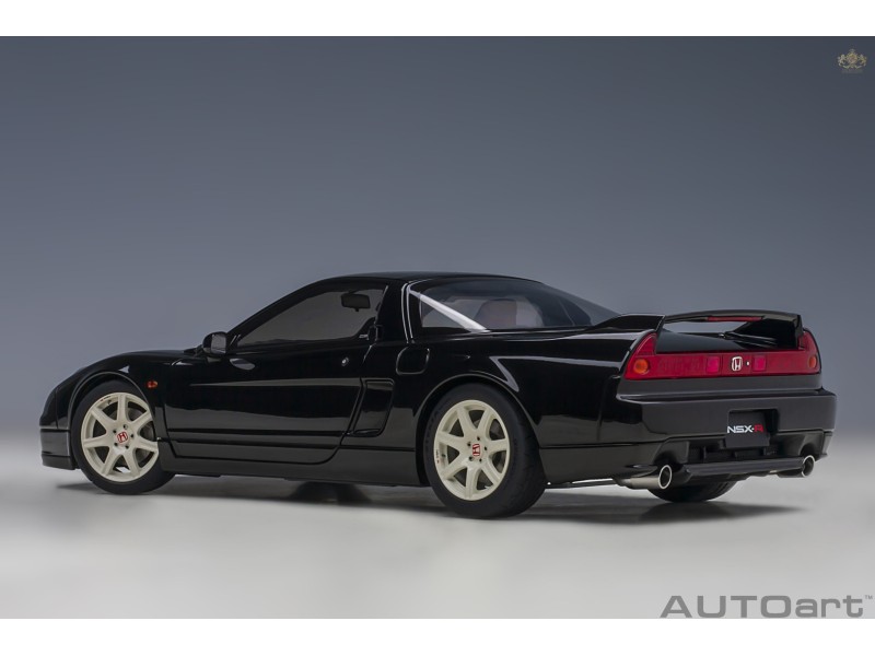 Honda NSX-R (NA2) 2019 1:18 černá - AUTOart