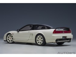 Honda NSX-R (NA2) 2019 1:18 (Championship White) - AUTOart