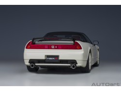 Honda NSX-R (NA2) 2019 1:18 (Championship White) - AUTOart