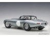 Jaguar Lightweight E-Type 2015 1:18 stříbrná - AUTOart