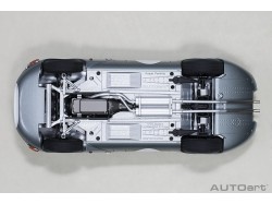 Jaguar Lightweight E-Type 2015 1:18 stříbrná - AUTOart