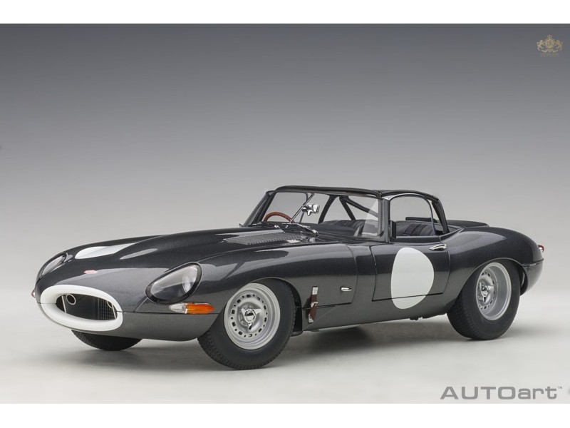 Jaguar Lightweight E-Type 2015 1:18 šedá - AUTOart