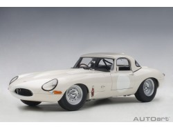 Jaguar Lightweight E-Type 2015 1:18 bílá - AUTOart