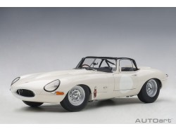 Jaguar Lightweight E-Type 2015 1:18 bílá - AUTOart