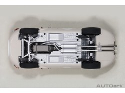 Jaguar Lightweight E-Type 2015 1:18 (White) - AUTOart