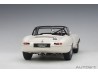 Jaguar Lightweight E-Type 2015 1:18 (White) - AUTOart