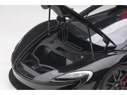 McLaren P1 2013 1:18 (Fire Black) - AUTOart