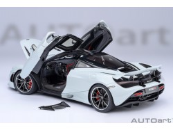 McLaren 720S 2017 1:18 (Silica White) - AUTOart