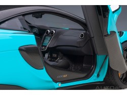 McLaren 600LT 2019 1:18 (Fistral Blue) - AUTOart