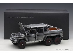 Mercedes-Benz G 63 AMG 6x6 2013 1:18 šedá - AUTOart