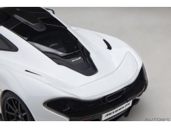 McLaren P1 2013 1:18 (Alaskan Diamond White) - AUTOart