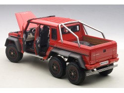 Mercedes-Benz G 63 AMG 6x6 2013 1:18 (Red) - AUTOart