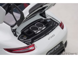 Porsche 911 (991.2) GT2RS 2017 Weissach Package 1:18 (White) - AUTOart