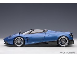 Pagani Huayra Roadster 2017 1:18 (Blue Carbon) - AUTOart