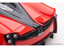 Pagani Huayra Roadster 2017 1:18 (Rosso Monza) - AUTOart