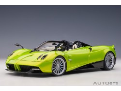 Pagani Huayra Roadster 2017 1:18 (Verde Firenze) - AUTOart