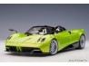 Pagani Huayra Roadster 2017 1:18 (Verde Firenze) - AUTOart