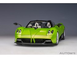 Pagani Huayra Roadster 2017 1:18 (Verde Firenze) - AUTOart