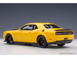 Dodge Challenger SRT Hellcat widebody 2018 1:18 (Yellow Jacket) - AUTOart