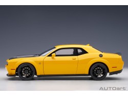 Dodge Challenger SRT Hellcat widebody 2018 1:18 žlutá - AUTOart