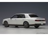 Toyota Century GRMN 2019 1:18 (Pearl White) - AUTOart