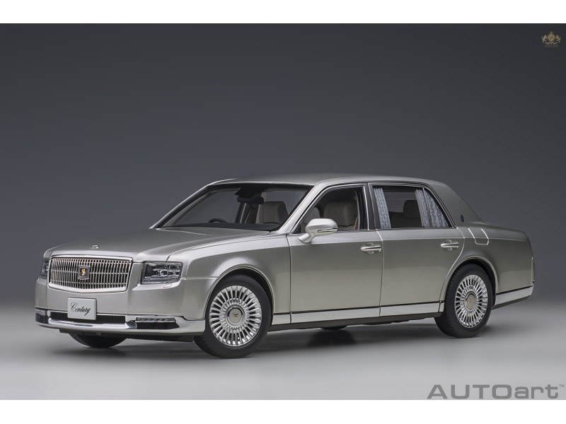 Toyota Century special edition with Curtain 2019 1:18 (Silver) - AUTOart