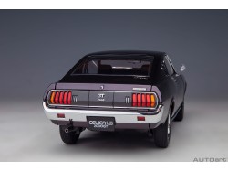 Toyota Celica Liftback 2000 GT (RA25) 1973 1:18 (Dark Purple Metallic) - AUTOart