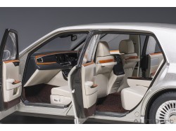 Toyota Century special edition with Curtain 2019 1:18 (Silver) - AUTOart