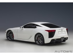 Lexus LFA 2010 1:18 (Whitest White) - AUTOart