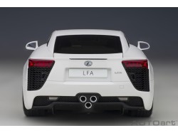 Lexus LFA 2010 1:18 (Whitest White) - AUTOart