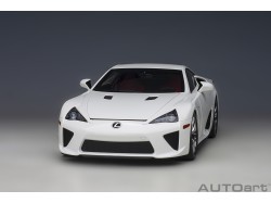 Lexus LFA 2010 1:18 bílá - AUTOart