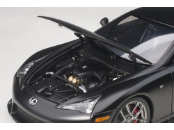 Lexus LFA 2010 1:18 (Matt Black) - AUTOart